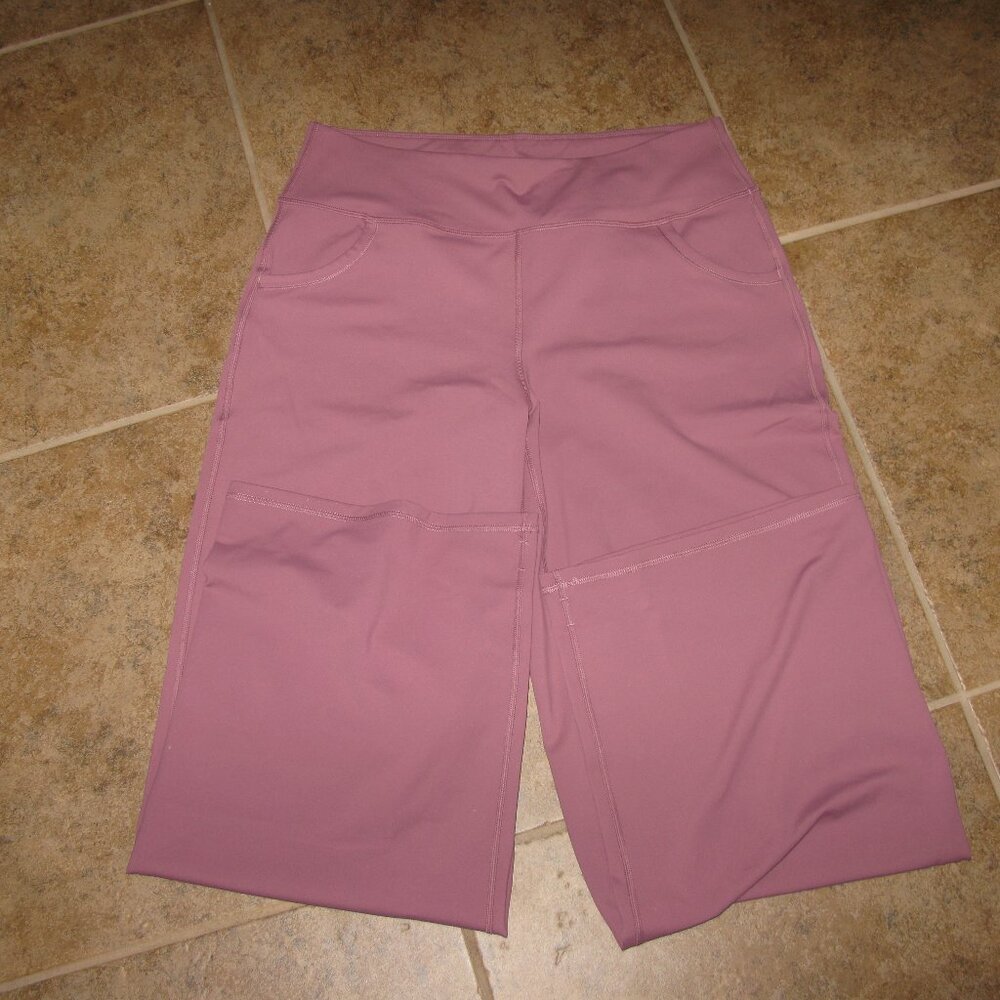 Ladies  2XL Promover Yoga Pant with Flare leg NWT